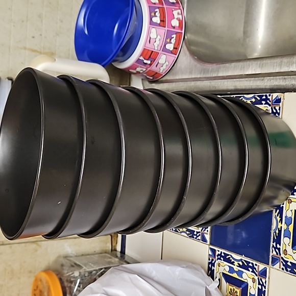 Stone + Lain 8 Piece Stoneware Dinnerware Set Matte Black bowls - Picture 5 of 5